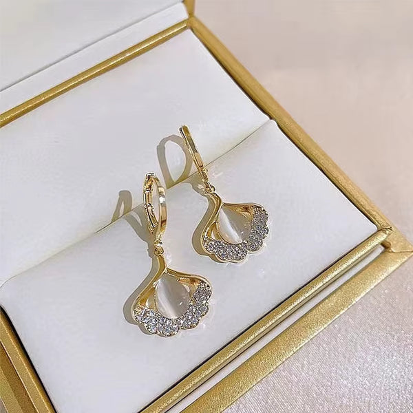 Aretes de Cristal Ojo de Gato Estilo Coreano