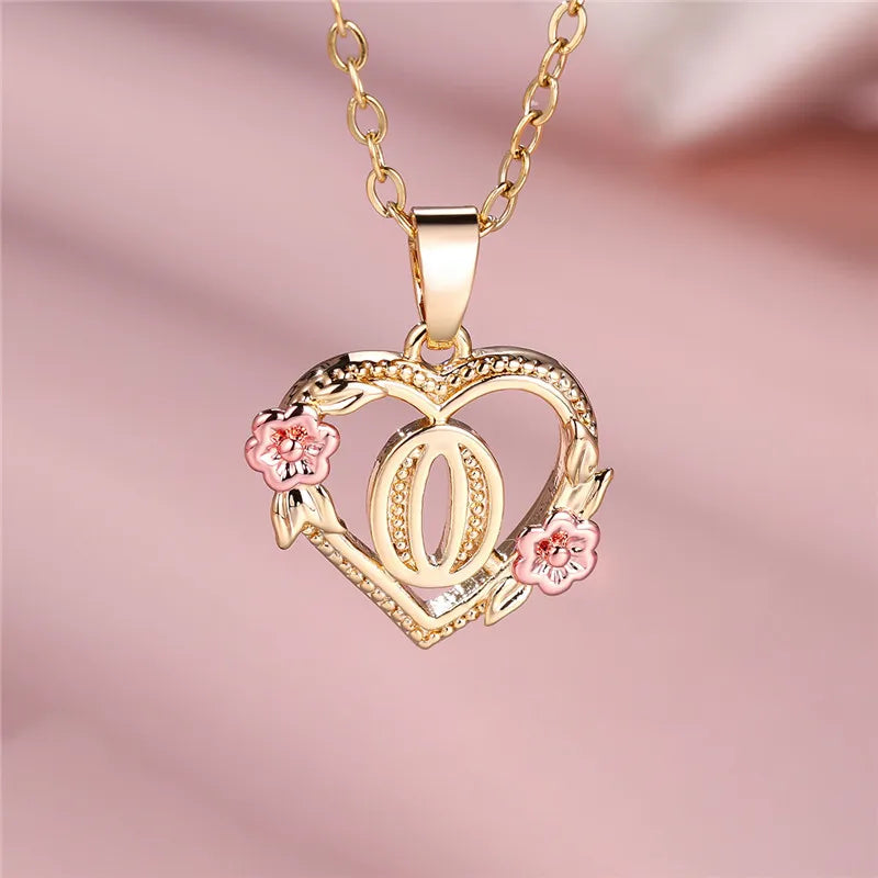 Collar con colgante de flor con letras de la A a la Z