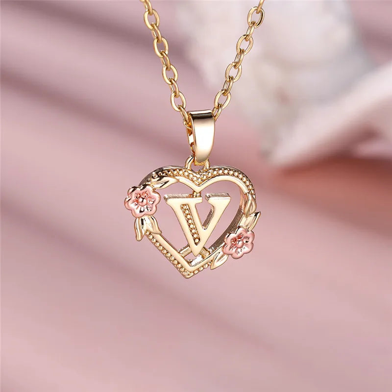 Collar con colgante de flor con letras de la A a la Z