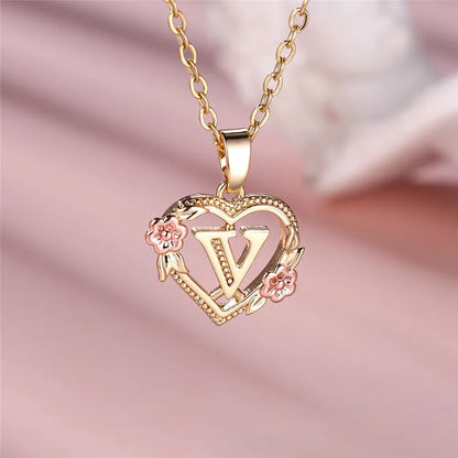 Collar con colgante de flor con letras de la A a la Z