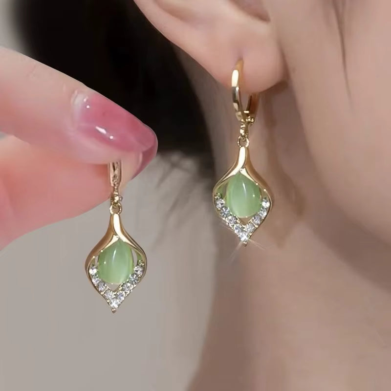 Aretes de Cristal Ojo de Gato Estilo Coreano