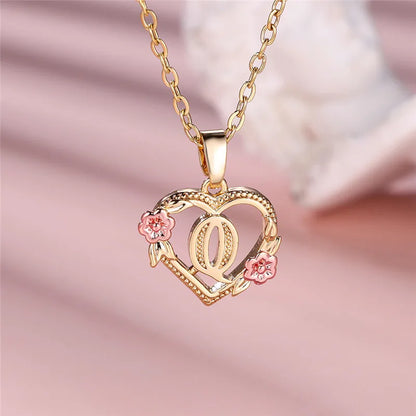 Collar con colgante de flor con letras de la A a la Z