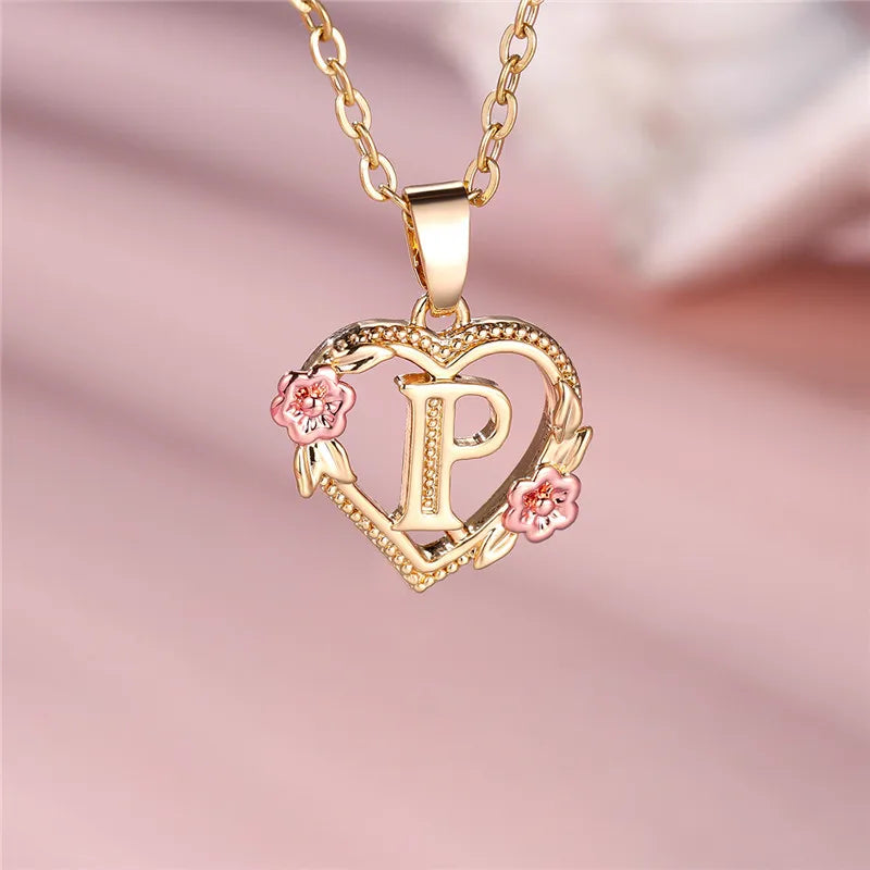 Collar con colgante de flor con letras de la A a la Z
