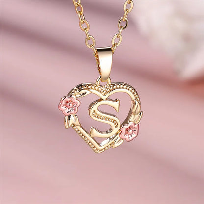 Collar con colgante de flor con letras de la A a la Z