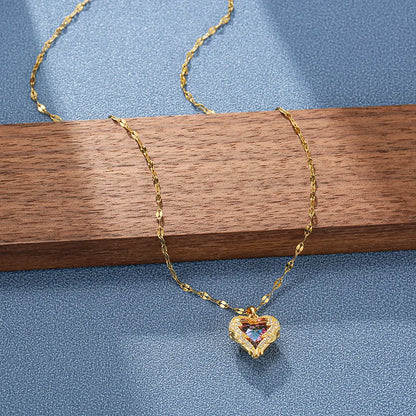 Collar con colgante de corazón de cristal multicolor de lujo para mujer